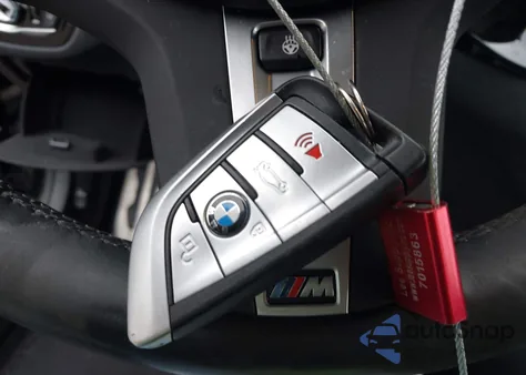 2023 BMW 530 I xDrive z USA, uszkodzony, nr VIN WBA13BJ04PCN20486